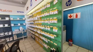 27 Square metre retail space to let  in Hennopspark with great security