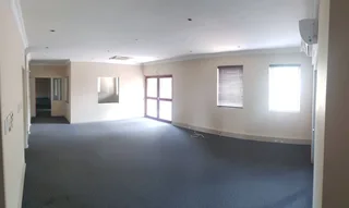 544 square meter commercial space for sale in Die Hoewes with great access to transport