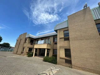 Modern Office Space Available in Jet Park