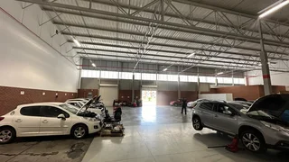 1,224 Square meter Industrial unit to let in Guernsey Business Park with Good power