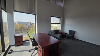 98 Square meter furninshed Commercial unit to let in the Hub of Highveld with Back up power