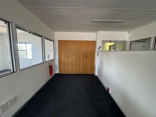 Modern Office Space Available in Jet Park