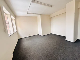 Office Space To Let in Management House – Braamfontein