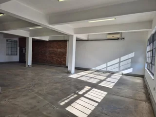150m² Office To Let in Salt Circle Arcade, Salt River