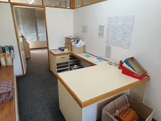 65m² Neat Office Unit To Let in Bellville