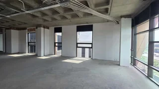 947m² office Space to let in Doringkloof with great exposure