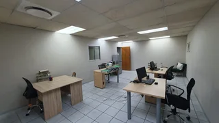 20 Square Meter Office To Let – Aurinia Ford Motors Business Park, Silverton