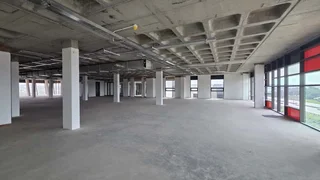 947m² office Space to let in Doringkloof with great exposure