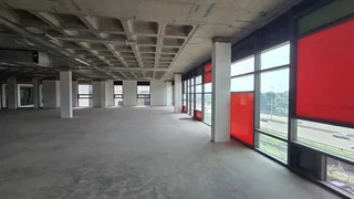 947m² office Space to let in Doringkloof with great exposure