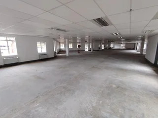 1,673 Square Meter Office To Let – Hatfield – Hatfield Gardens A-Grade Office Block