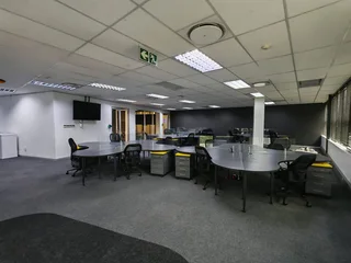 387 Square Meter Office To Let – Menlyn – Pegasus AAA-Grade Power-Backed Space