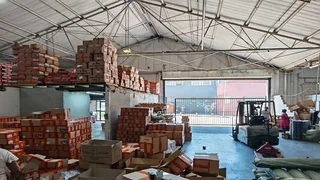 1&#39;100m2 Warehouse TO RENT / TO LET just off Umgeni Road | Swindon Property