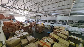 1&#39;100m2 Warehouse TO RENT / TO LET just off Umgeni Road | Swindon Property