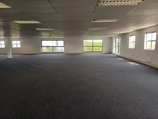 588 Sqm first floor office to let - Midrand