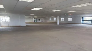612 Sqm first floor office to let - Midrand