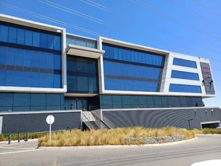 527 Sqm premium office to let - Waterfall Midrand