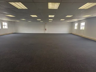 275 Sqm first floor office to let - Midrand