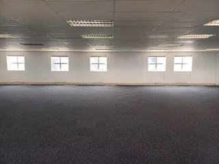 275 Sqm first floor office to let - Midrand