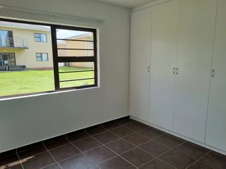 Experience this Delightful, Stylish Ground Floor Apartment in the hart of Gonubie.