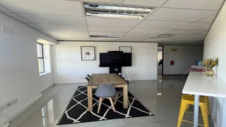 AAA Grade 1st Floor Office To Rent in Century City