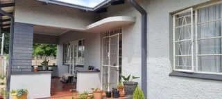 CHARMING RENOVATED HOME