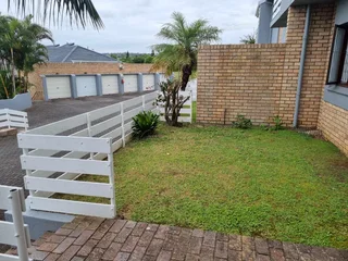 Beacon Bay - Just Listed  3 Bedroom Townhouse R1 249 000