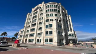 147m2 Office in Canal Walk, Century City