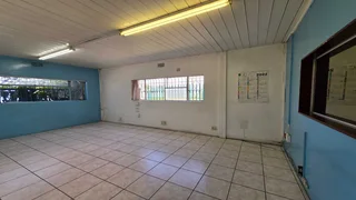 1,580sqm Warehouse TO LET in secure park located in Apex Industrial