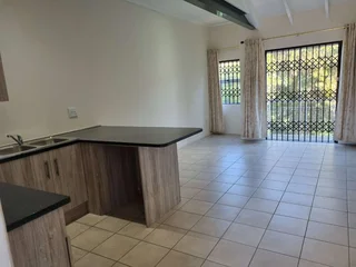 Delightfull 2 Bedroom apartment in Bonnie Doone Investment opportunity.