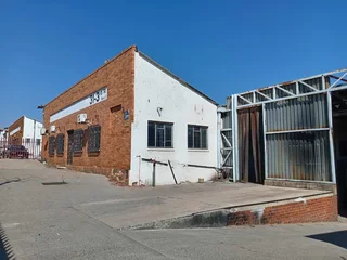 1882m² Warehouse to rent Wynberg
