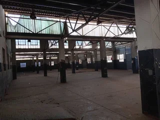 1882m² Warehouse to rent Wynberg