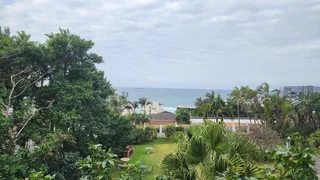 2 Bedroom Apartment for Sale in Umhlanga Rocks