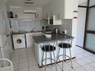 Modern 3 Bedroom, 2 Bathroom Gem in the Heart of Umhlanga Rocks
