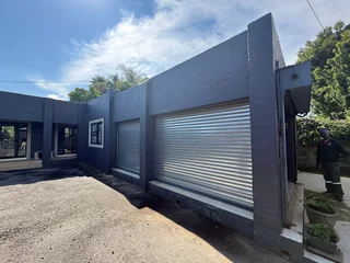 Retail Space to let at 19 Gleneagles Road, Greenside