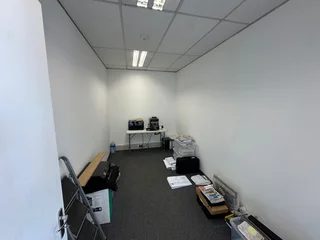 Prime Office/Showroom Space to Let - 16 Desmond Road, Kramerville, Sandton