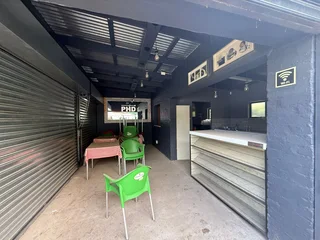 Retail Space to let at 19 Gleneagles Road, Greenside