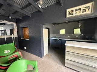 Retail Space to let at 19 Gleneagles Road, Greenside