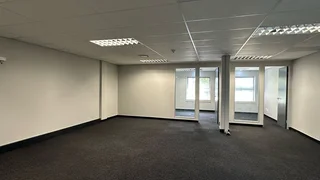 141 Square meter office unit to let in Highveld, with good exposure