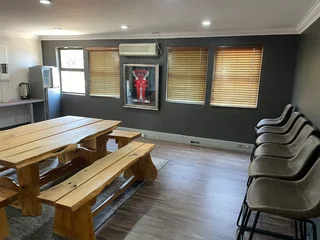 33 Square meter office unit to let in lyttelton manor with Access to main Road