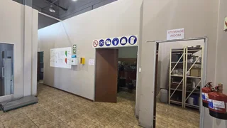 137 Square meter Industrial unit to let in Highveld with good exposure and main road Access