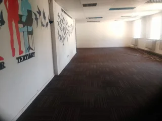 Prime 336m2 Office Space To Let - Isle of Houghton, Parktown