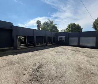 Prime Office/Retail Space to let - 19 Gleneagles Road, Greenside