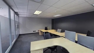 52 Square meter Furnished Office to let in Highveld with back up power