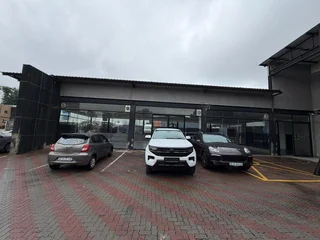 Prime Showroom Space to Let - 33 7th Avenue, Rivonia, Sandton