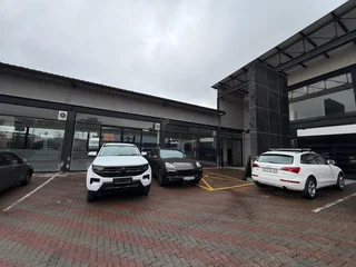 Prime Showroom Space to Let - 33 7th Avenue, Rivonia, Sandton