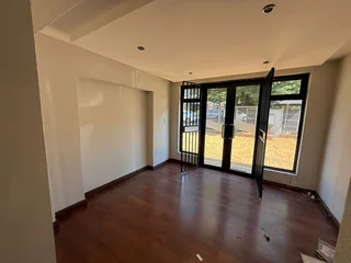 Prime Office Space to Let - 18 Gleneagles Road, Greenside