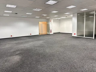 153.73m² Office To Let In Cape Town 3rd Floor
