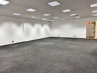 153.73m² Office To Let In Cape Town 3rd Floor