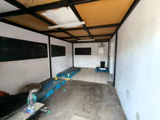 135 Square Meter Office/Warehouse To Let Moreleta Park