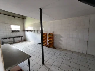 135 Square Meter Office/Warehouse To Let Moreleta Park